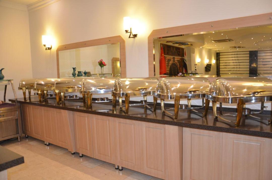 Al Mas Hotel Baghdād Esterno foto